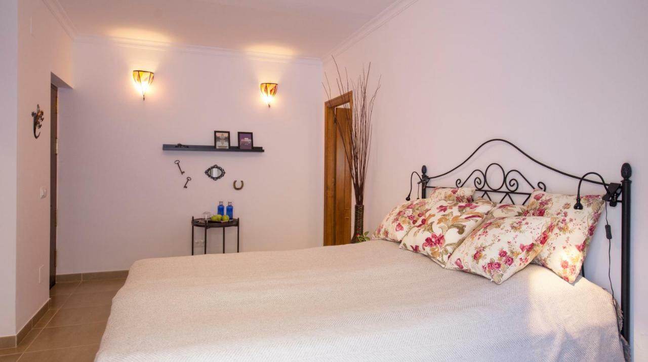 Casa-B Bed & Breakfast, Adults Recommended Cómpeta Εξωτερικό φωτογραφία